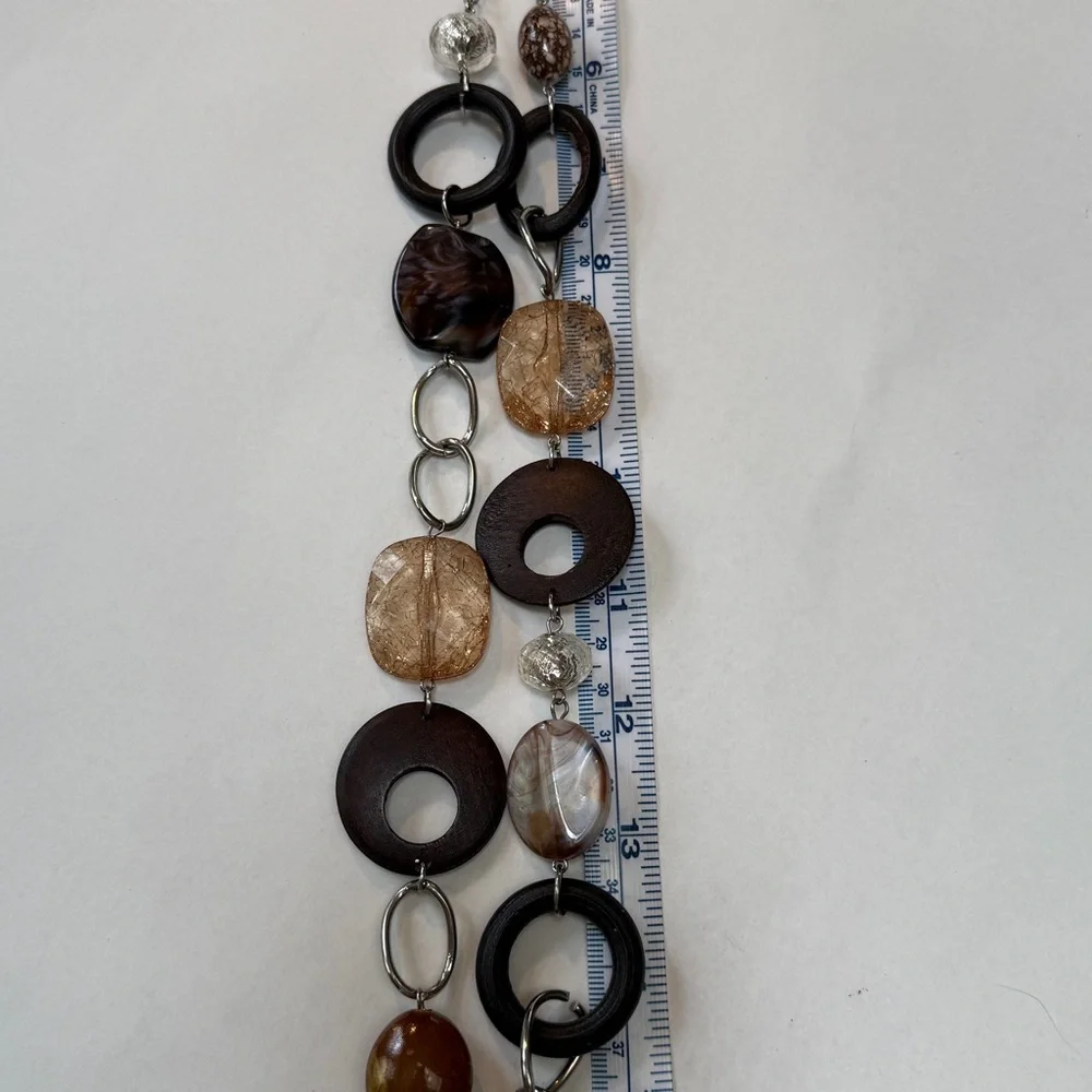 Multi-Color Necklace - Picture 2 of 5